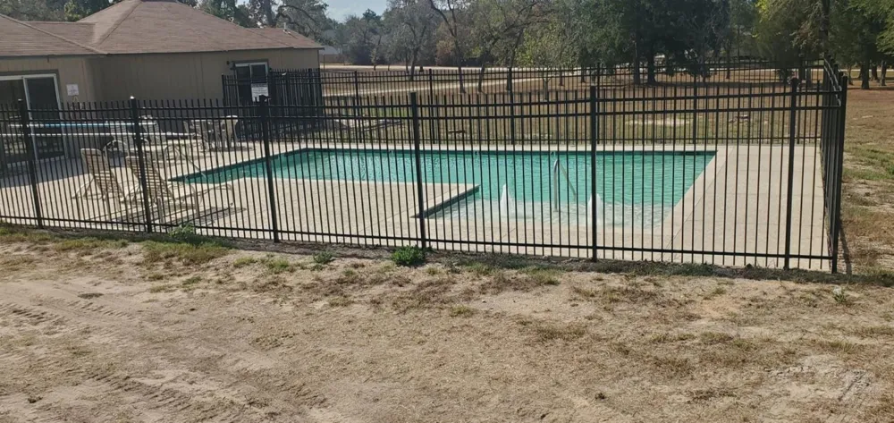 25 North Council Drive Hempstead, TX 77445