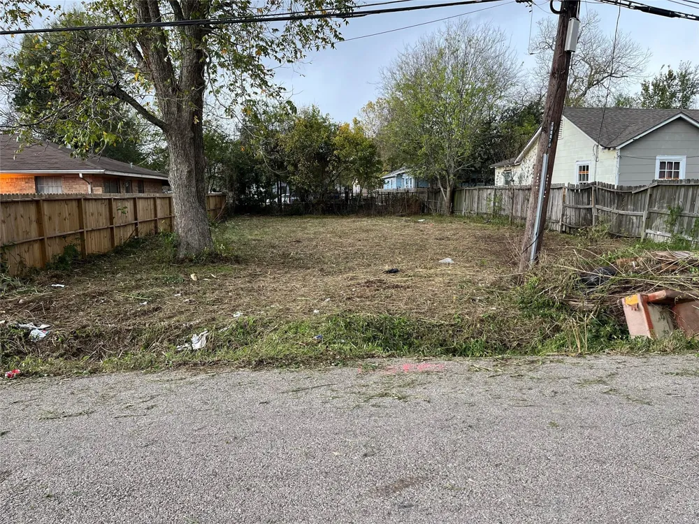 4043 Europa Street Houston, TX 77022