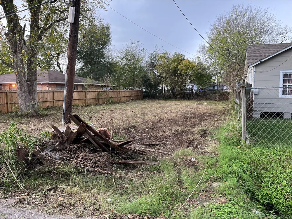 4043 Europa Street Houston, TX 77022