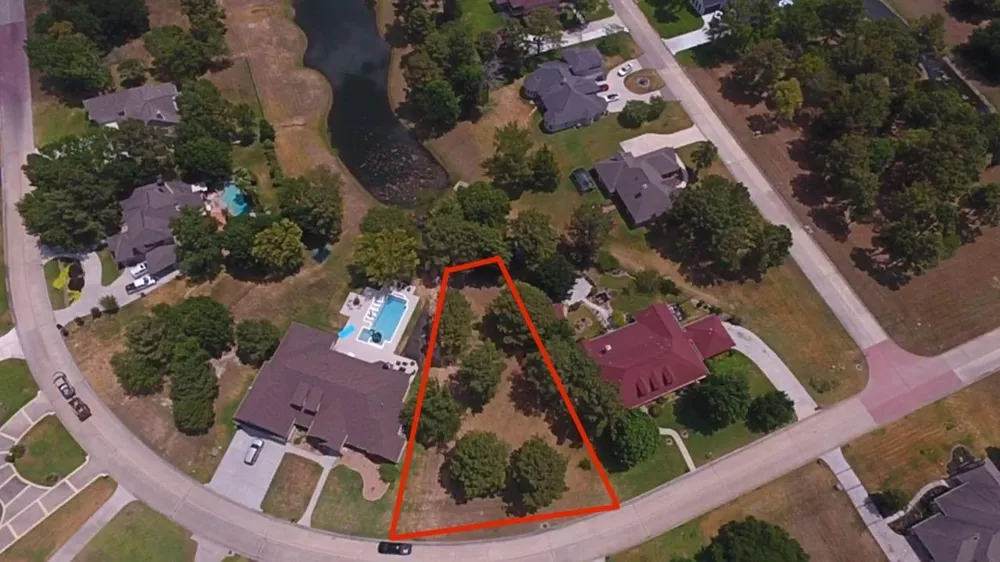 10856 Bourbon Street Willis, TX 77318