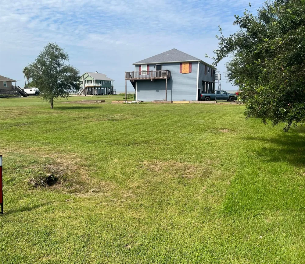 52 Jackson And Darden Anahuac, TX 77514