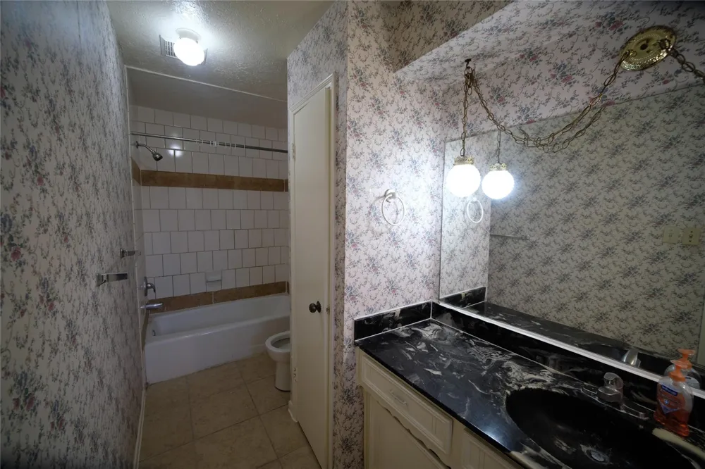 12326 Bexley Drive Houston, TX 77099