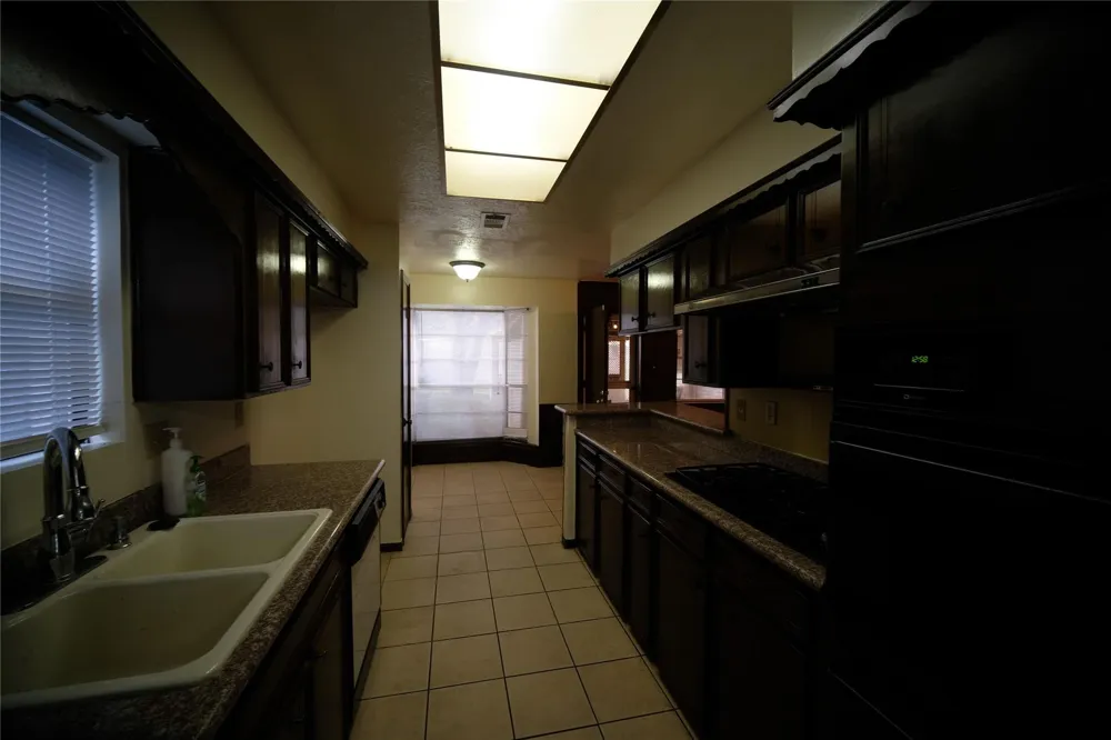 12326 Bexley Drive Houston, TX 77099