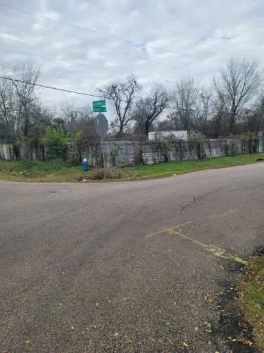4515 Hull Street Houston, TX 77021