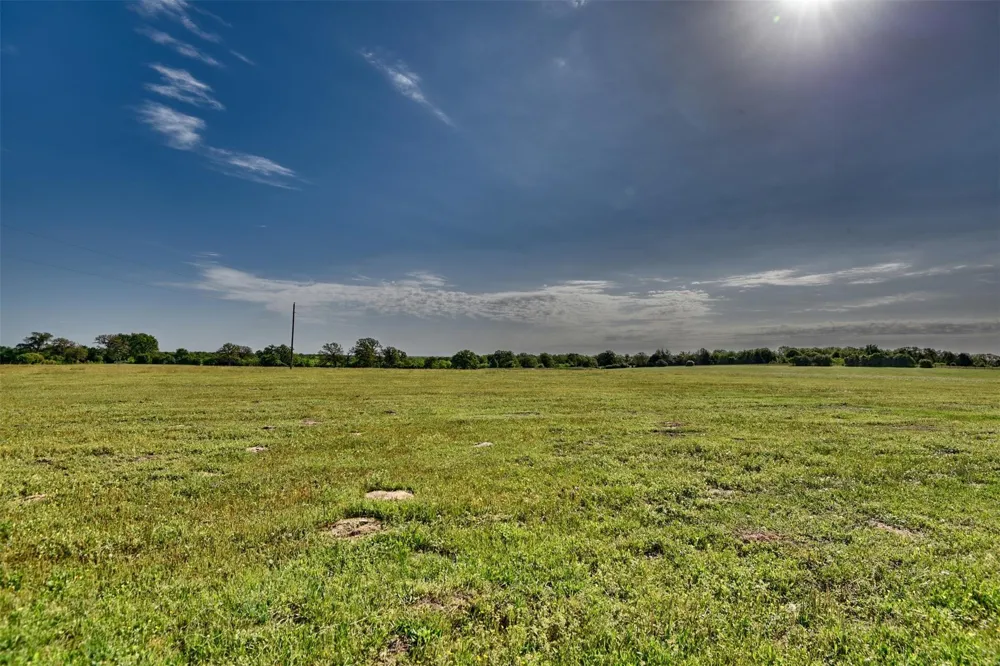 7237 County Road 170 Caldwell, TX 77836