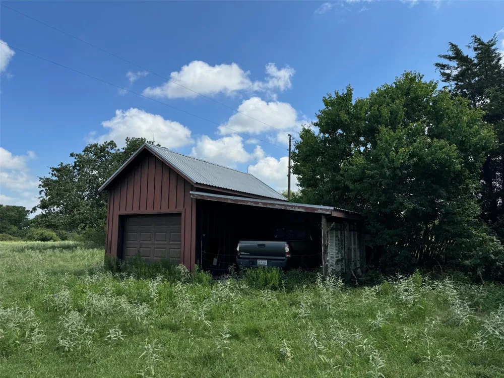 4430 Fm 1457 Round Top, TX 78954