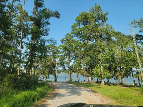 Shady Glen Drive