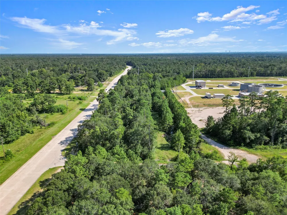 Ed Kharbat Drive Conroe, TX 77301