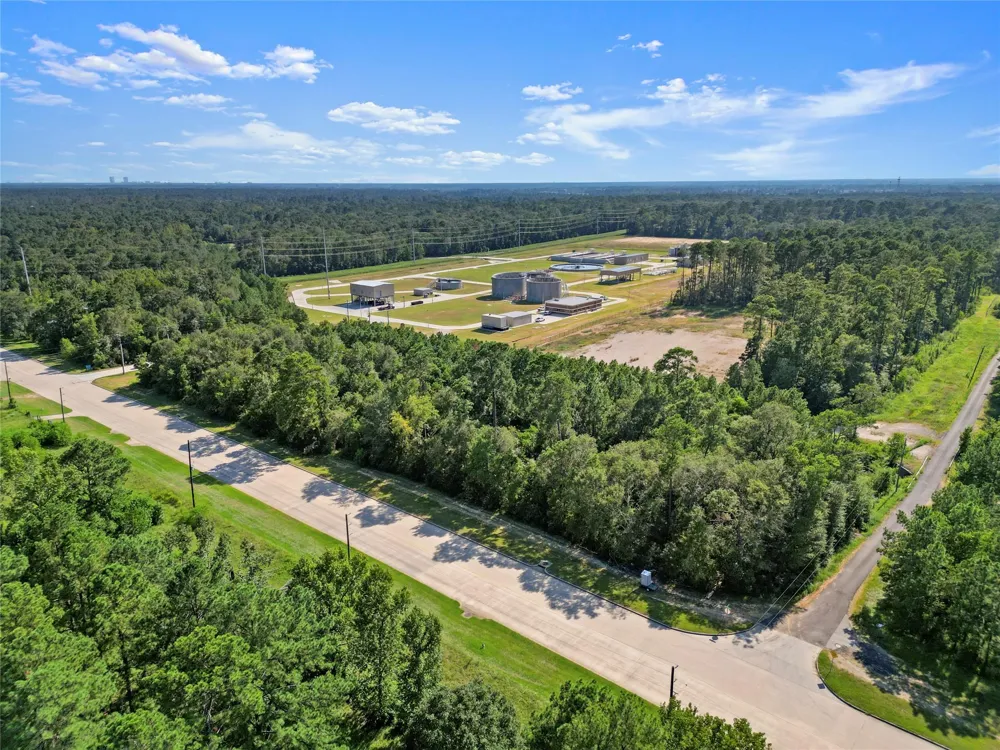 Ed Kharbat Drive Conroe, TX 77301