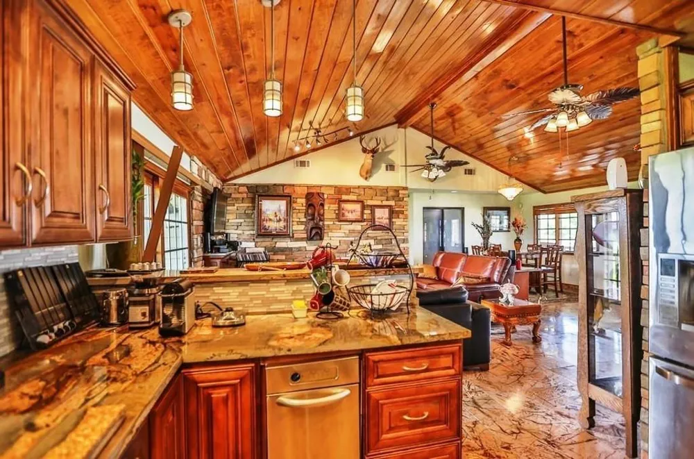 12338 Zamanek Road Needville, TX 77461