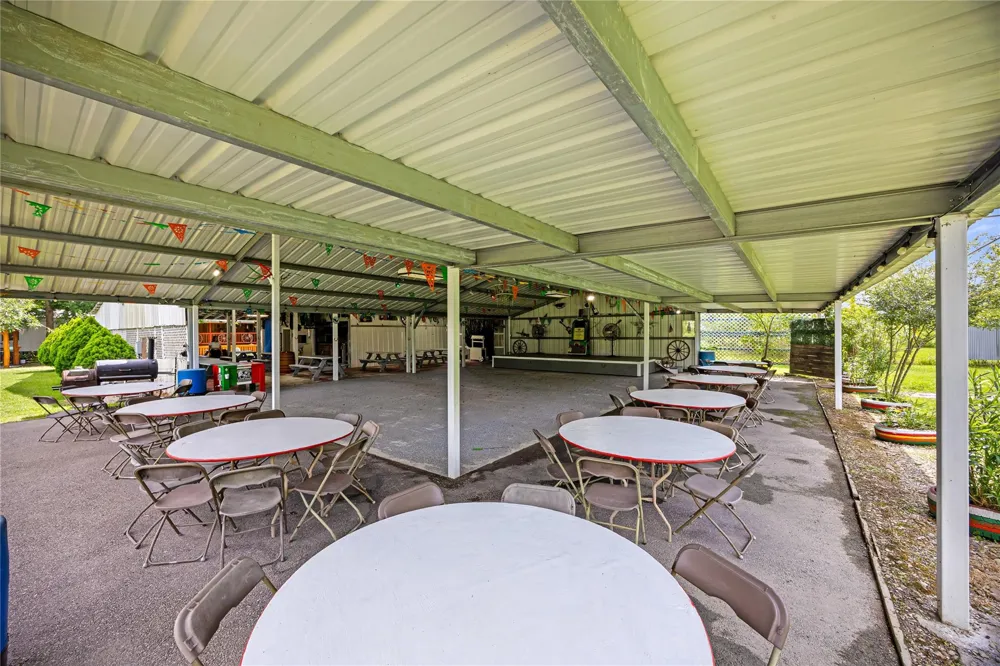 81 County Road 4904 Dayton, TX 77535