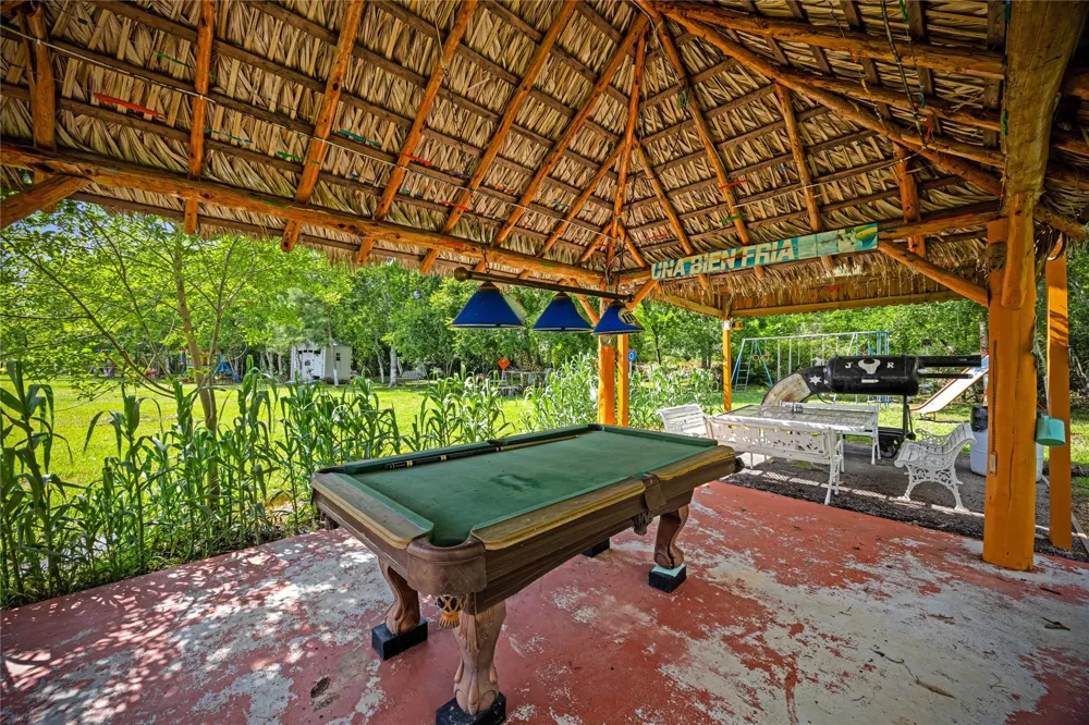 81 County Road 4904 Dayton, TX 77535