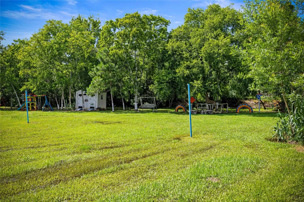 81 County Road 4904 Dayton, TX 77535