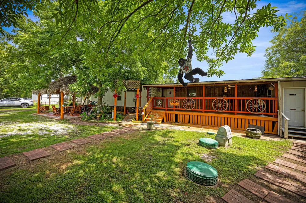 81 County Road 4904 Dayton, TX 77535