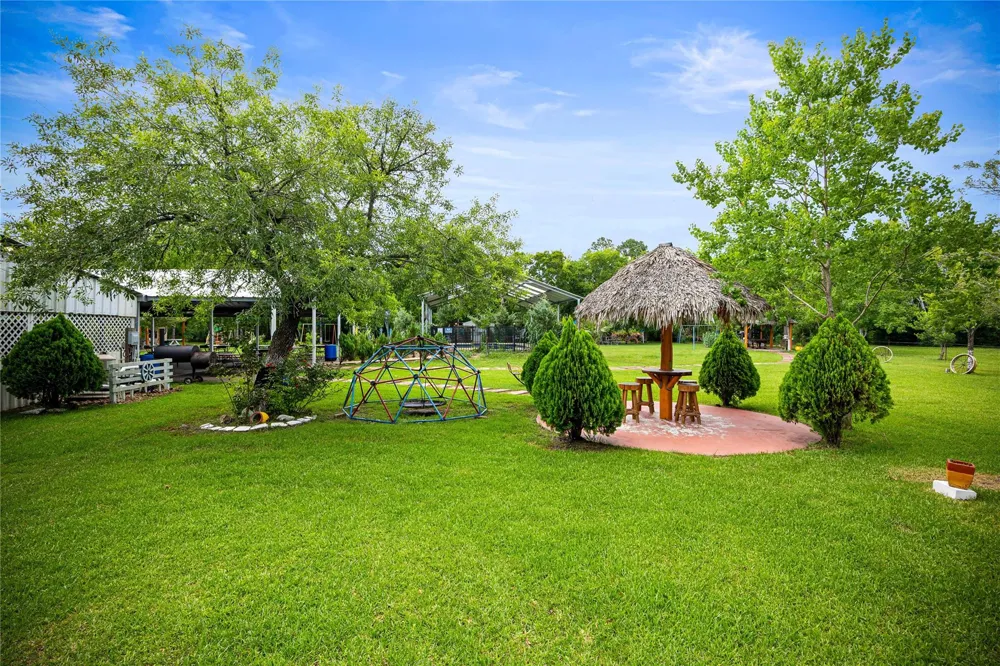 81 County Road 4904 Dayton, TX 77535