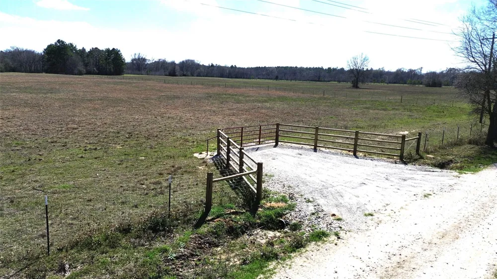 681 County Road 4110 Crockett, TX 75835