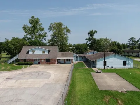 1320 W Brazos Avenue