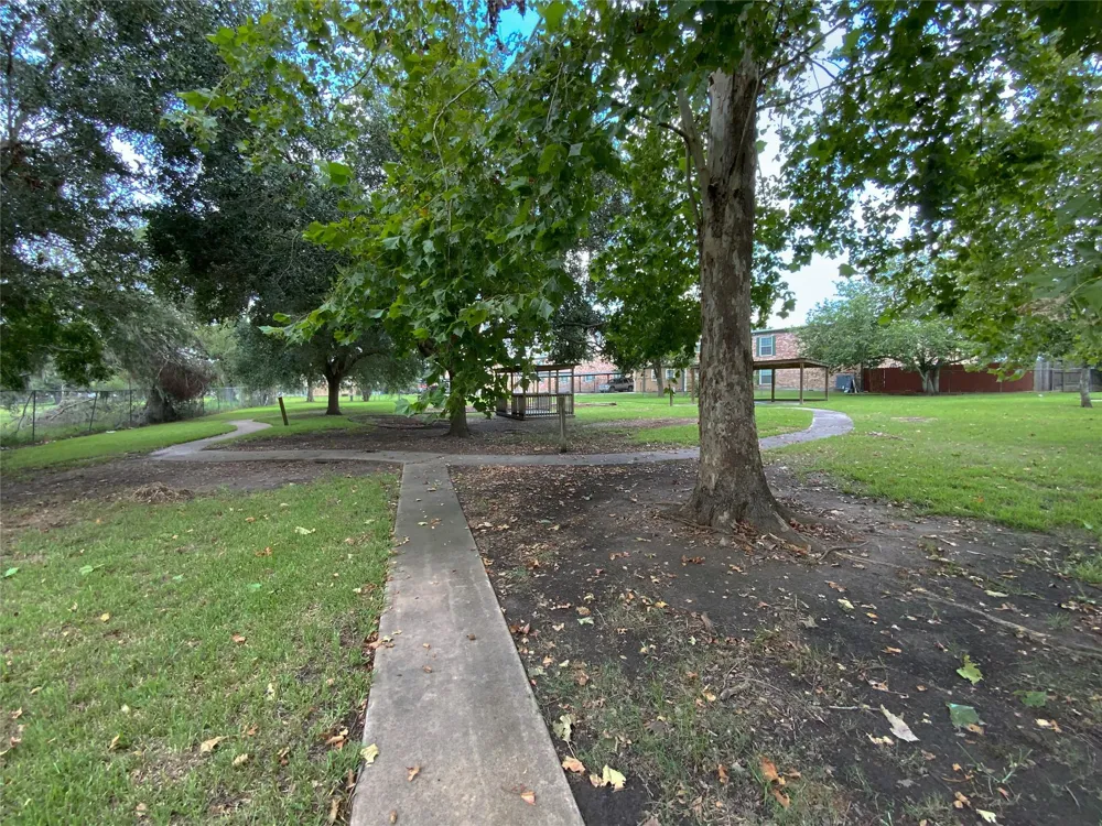 1320 W Brazos Avenue West Columbia, TX 77486