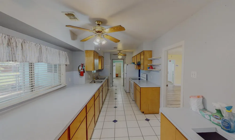 1320 W Brazos Avenue West Columbia, TX 77486