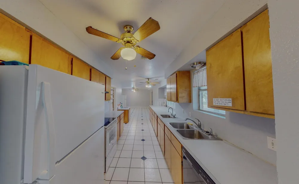 1320 W Brazos Avenue West Columbia, TX 77486