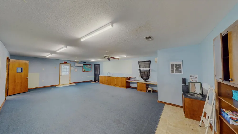 1320 W Brazos Avenue West Columbia, TX 77486
