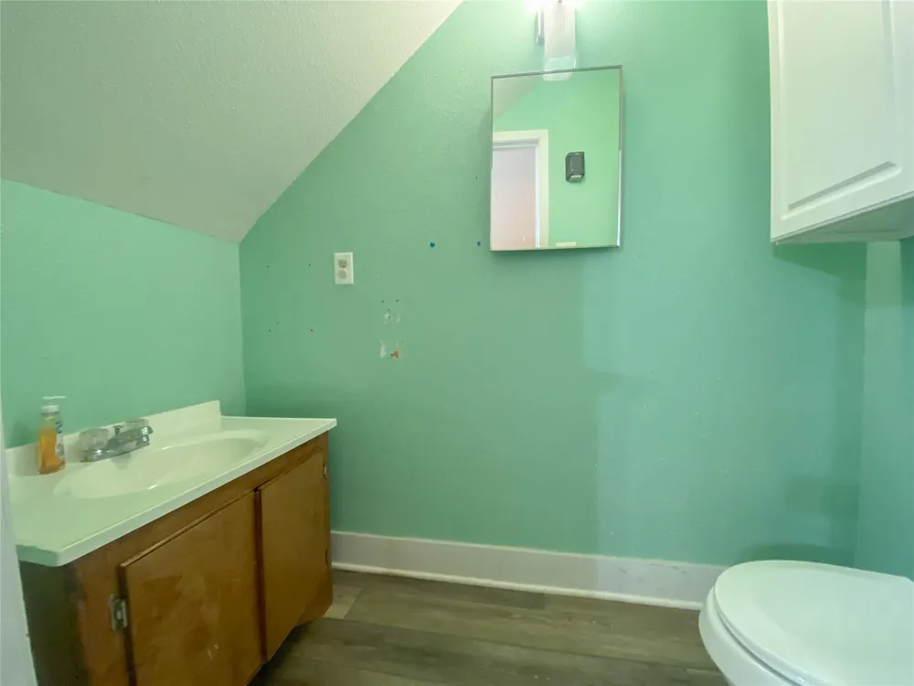 1320 W Brazos Avenue West Columbia, TX 77486