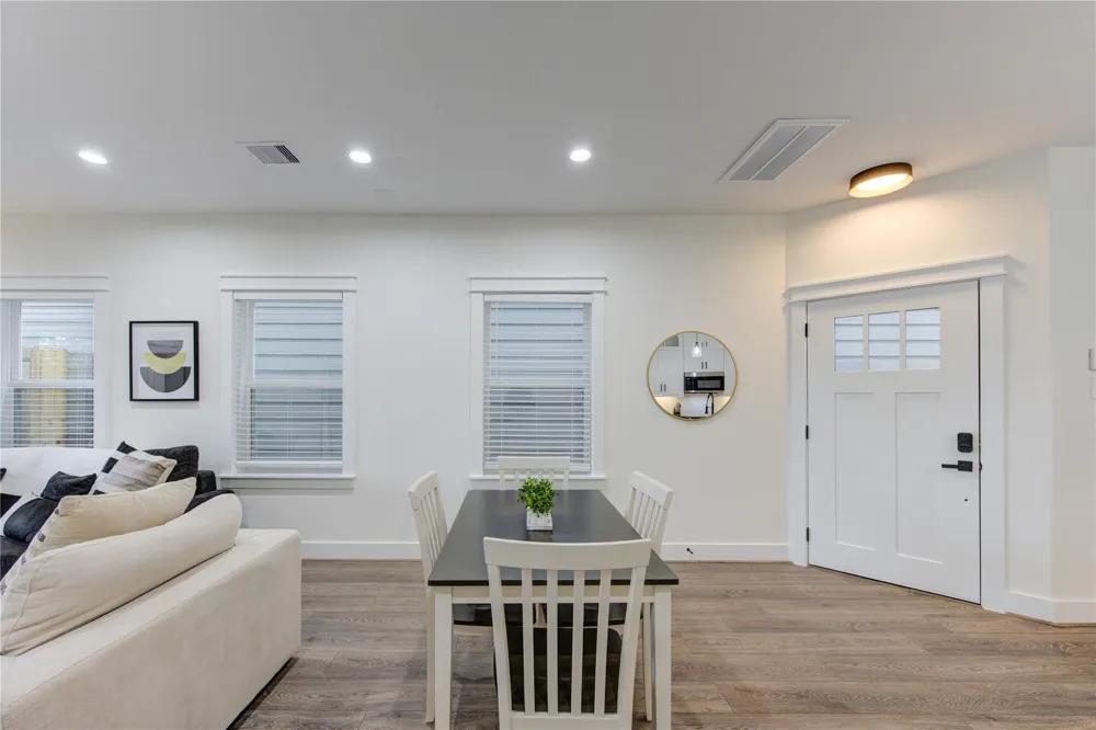 3406 Garapan Street #B Houston, TX 77091