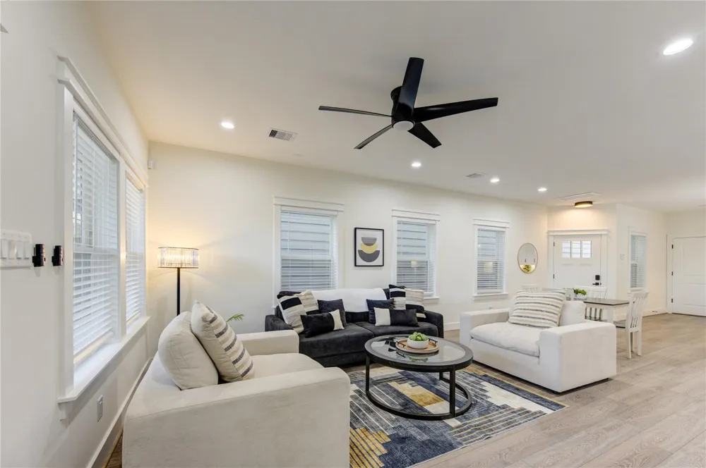 3406 Garapan Street #B Houston, TX 77091