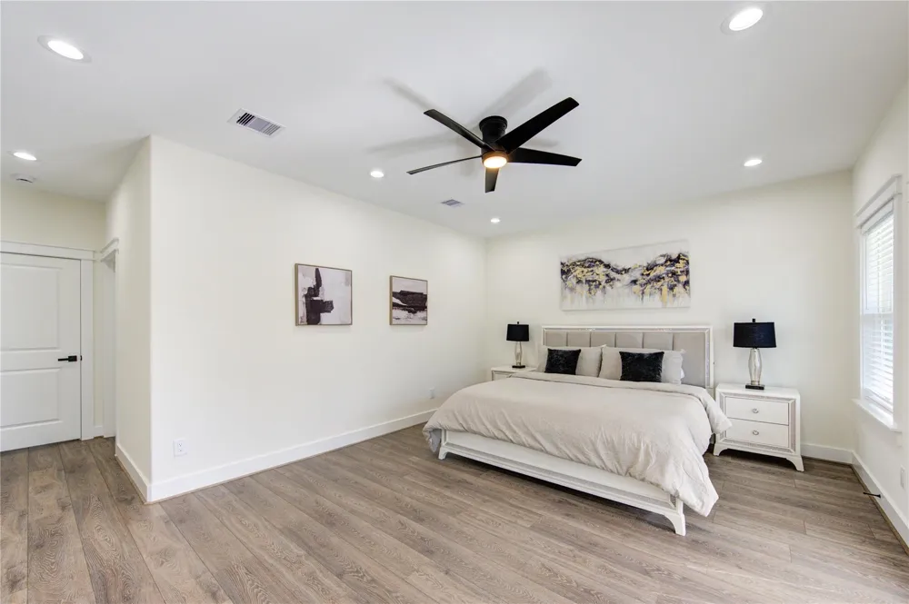 3406 Garapan Street #B Houston, TX 77091
