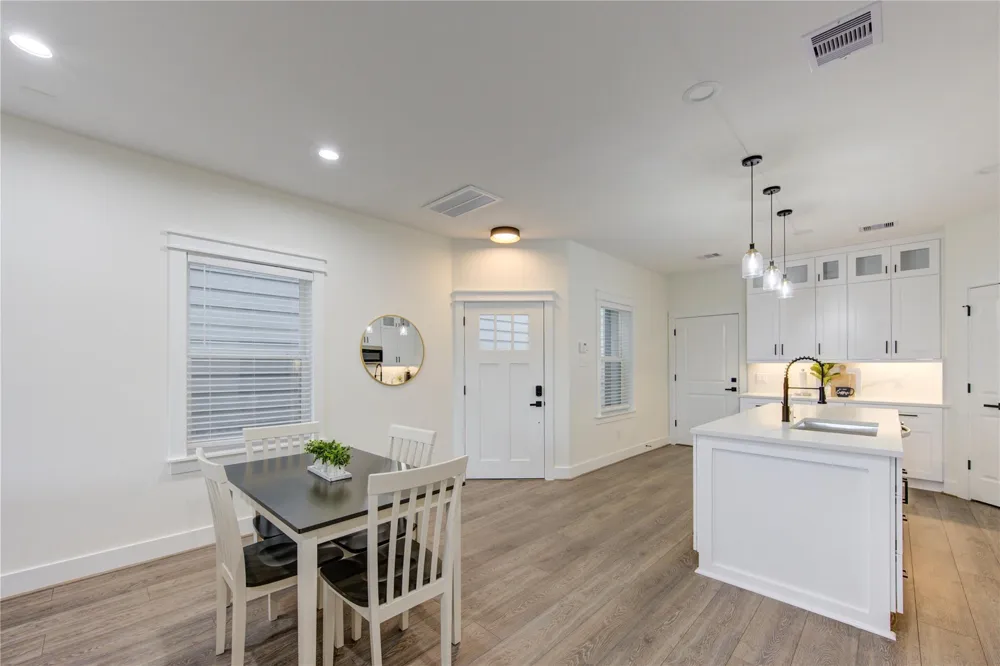3406 Garapan Street #B Houston, TX 77091