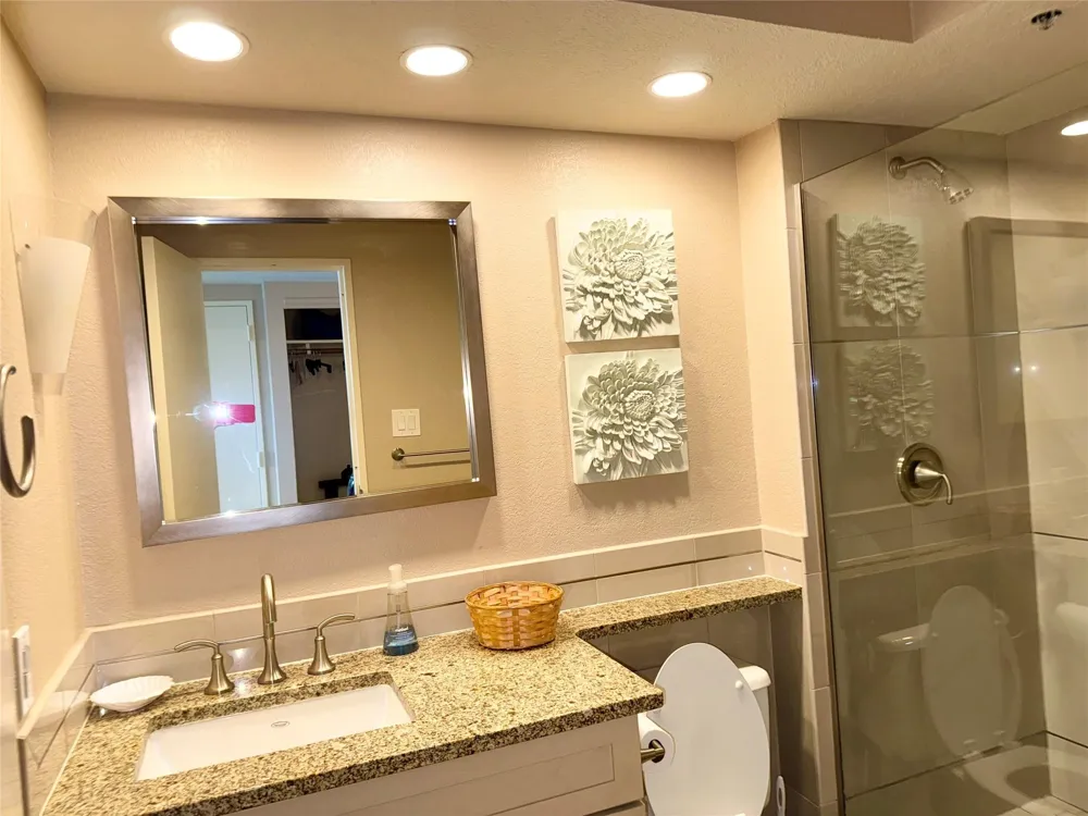 5220 Seawall Boulevard #438/439 Galveston, TX 77551
