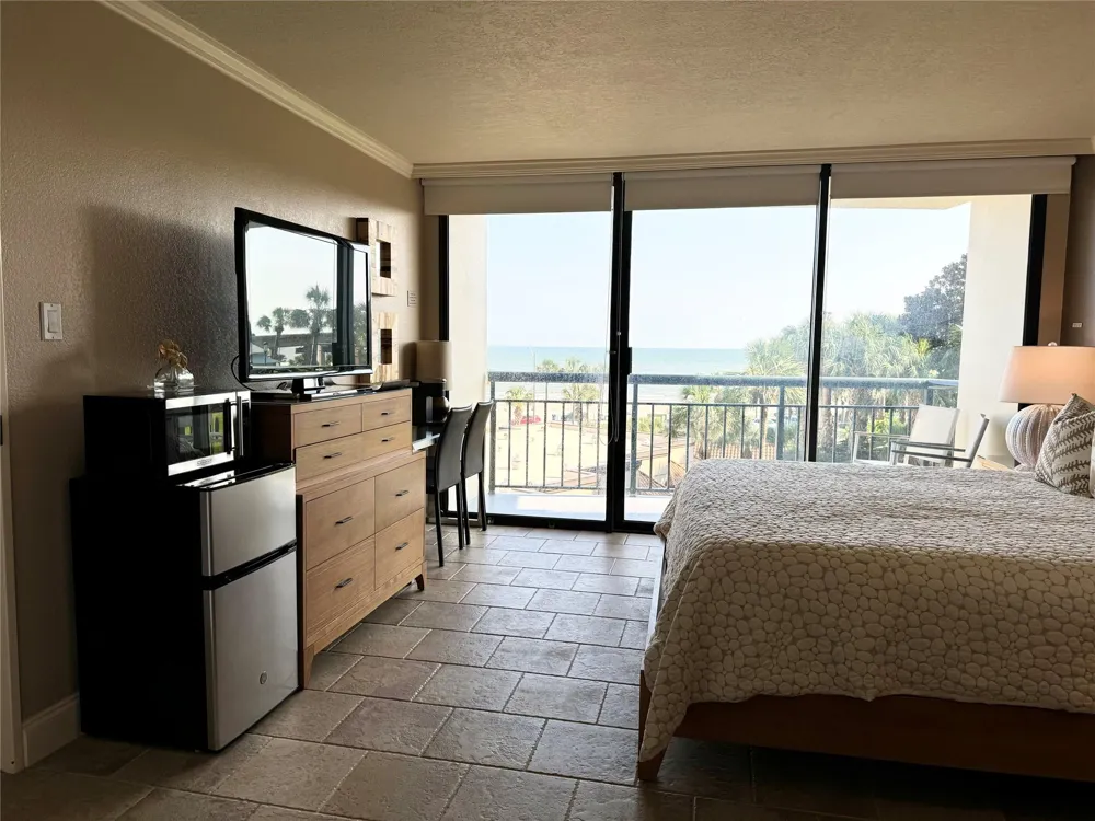 5220 Seawall Boulevard #438/439 Galveston, TX 77551
