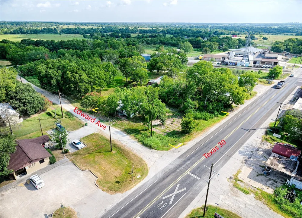 9848 Edward Avenue Shiro, TX 77876