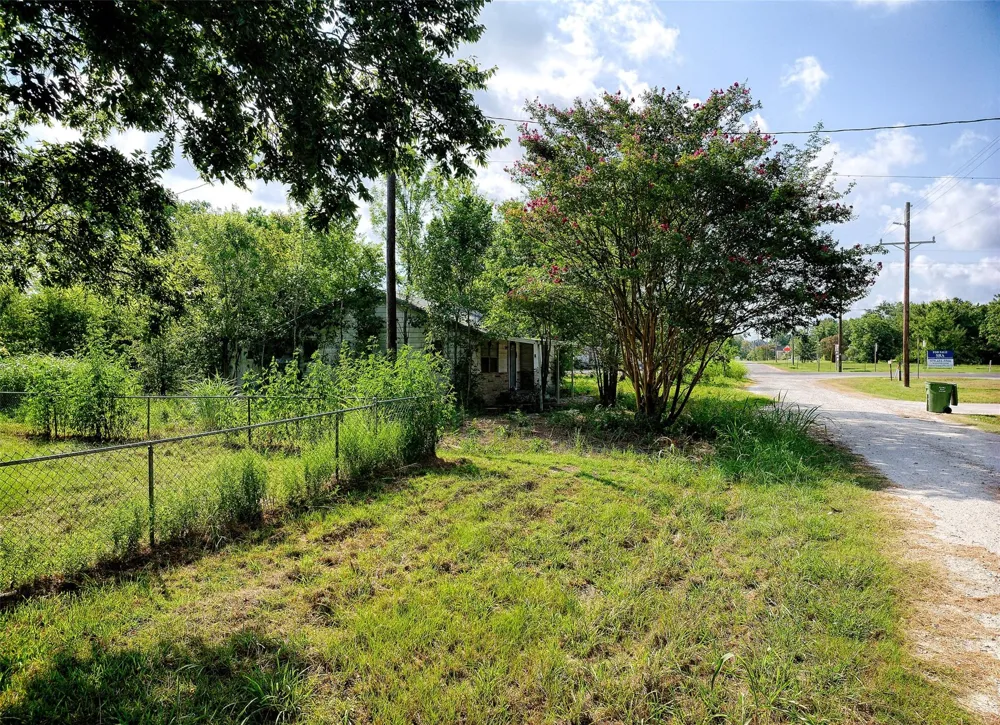 9848 Edward Avenue Shiro, TX 77876