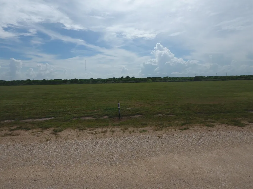 71 Pr 687 Matagorda, TX 77457