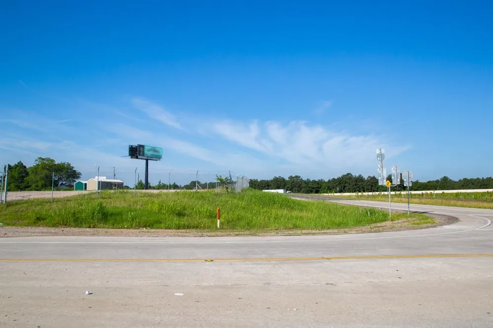 I-45 N Service Road New Waverly, TX 77358