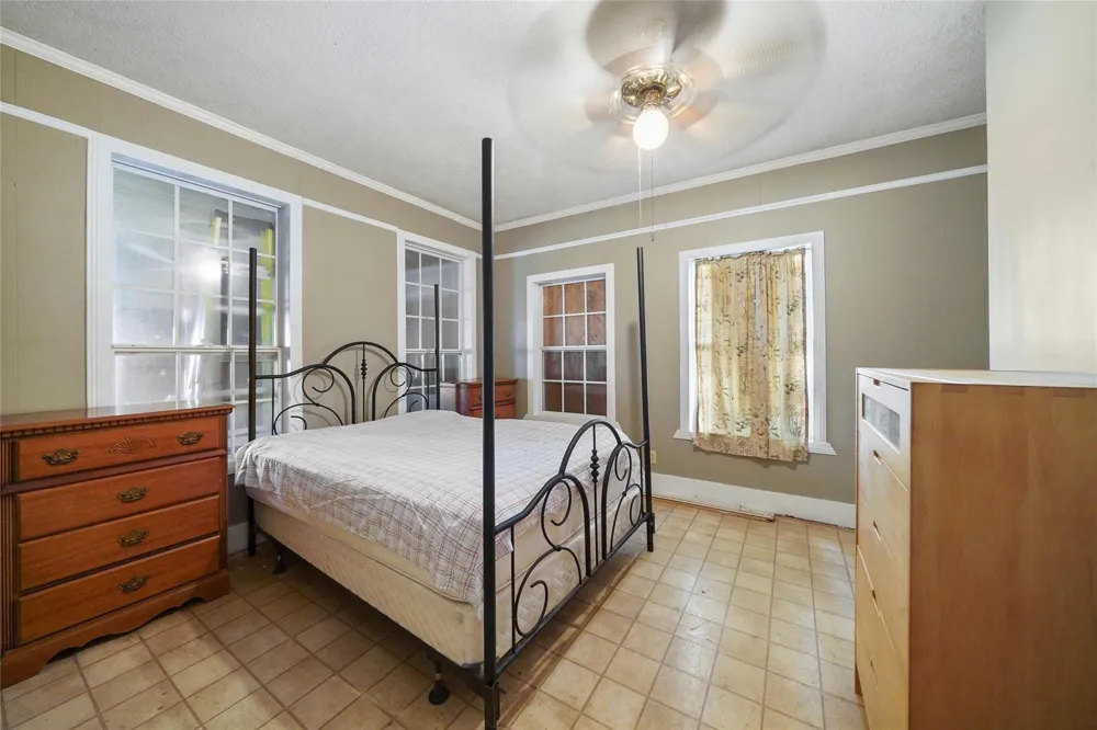 222 Ingram Street Matagorda, TX 77457