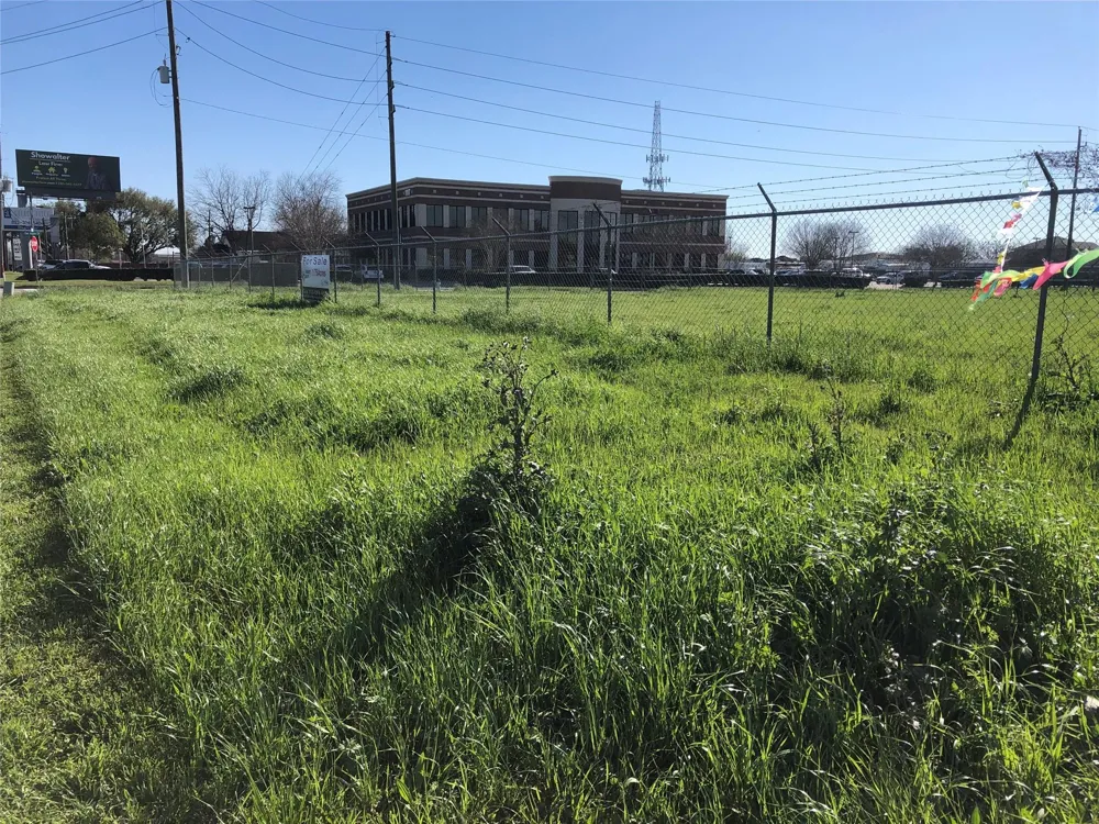 1121 Fm 359 Road Richmond, TX 77406