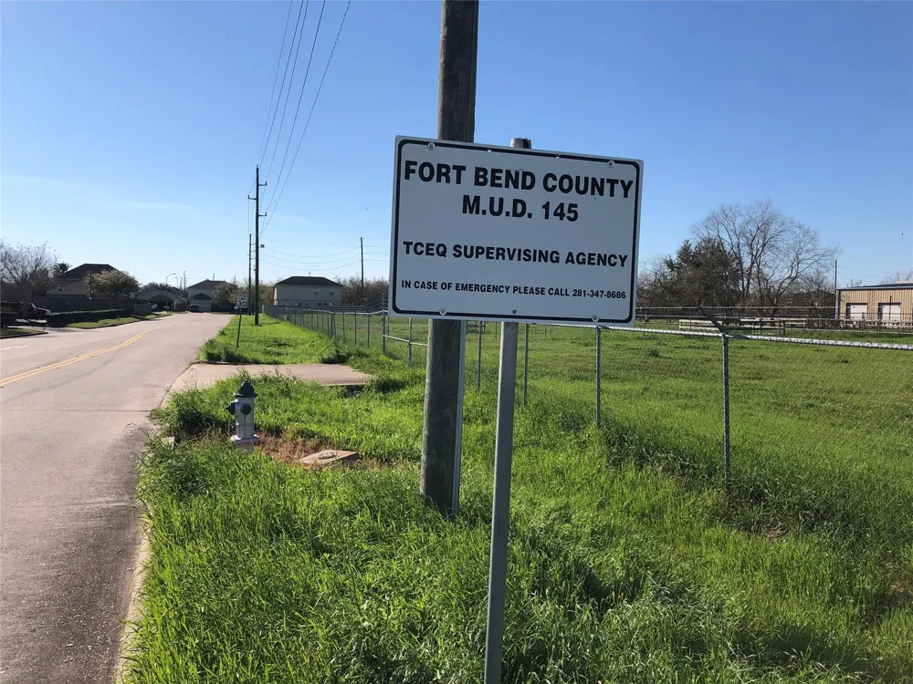 1121 Fm 359 Road Richmond, TX 77406
