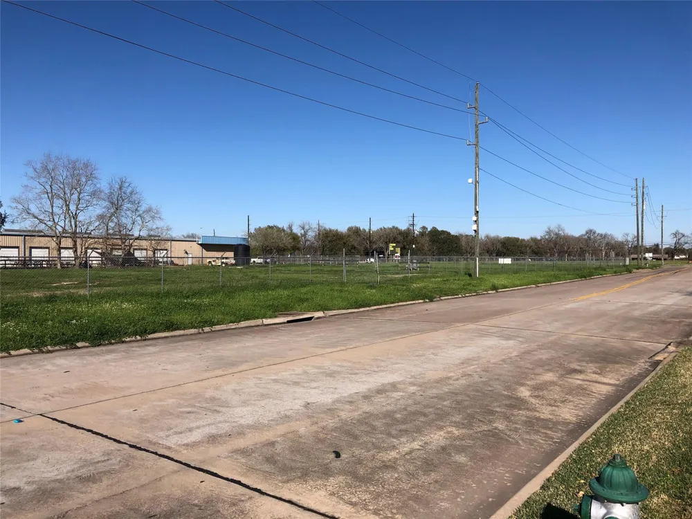 1121 Fm 359 Road Richmond, TX 77406