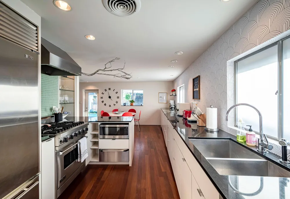 6119 Waltway Drive Houston, TX 77008