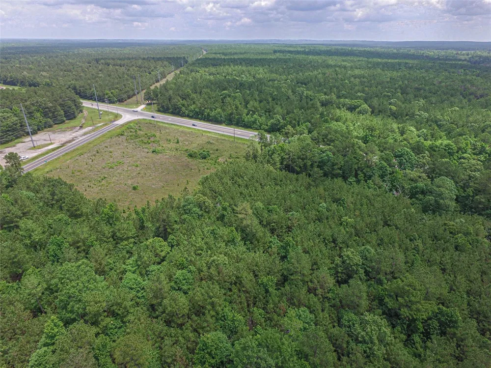 190 W Us Hwy 190 Livingston, TX 77351