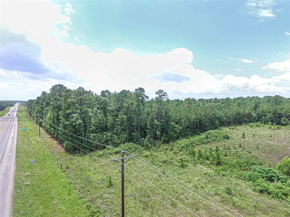 190 W Us Hwy 190 Livingston, TX 77351