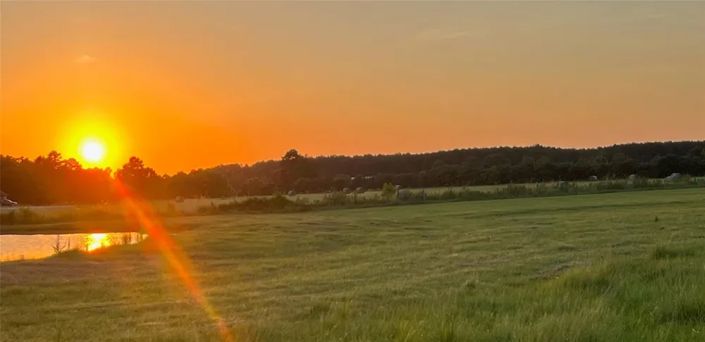 191 County Road 2276 Cleveland, TX 77327