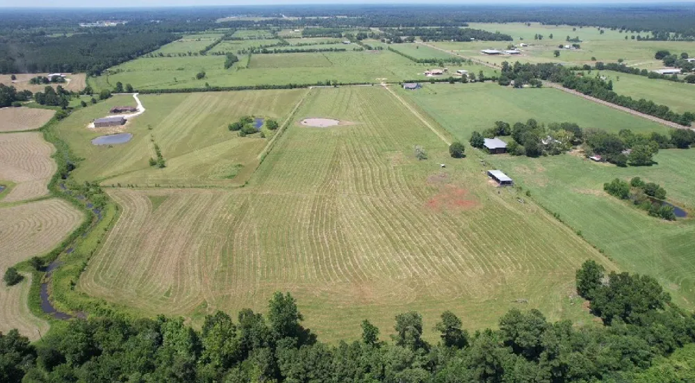 191 County Road 2276 Cleveland, TX 77327