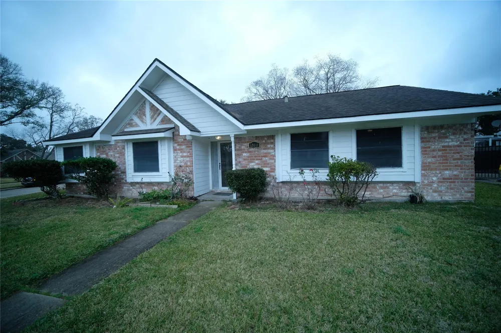 12618 Bexley Drive Houston, TX 77099