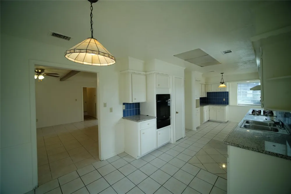 12618 Bexley Drive Houston, TX 77099
