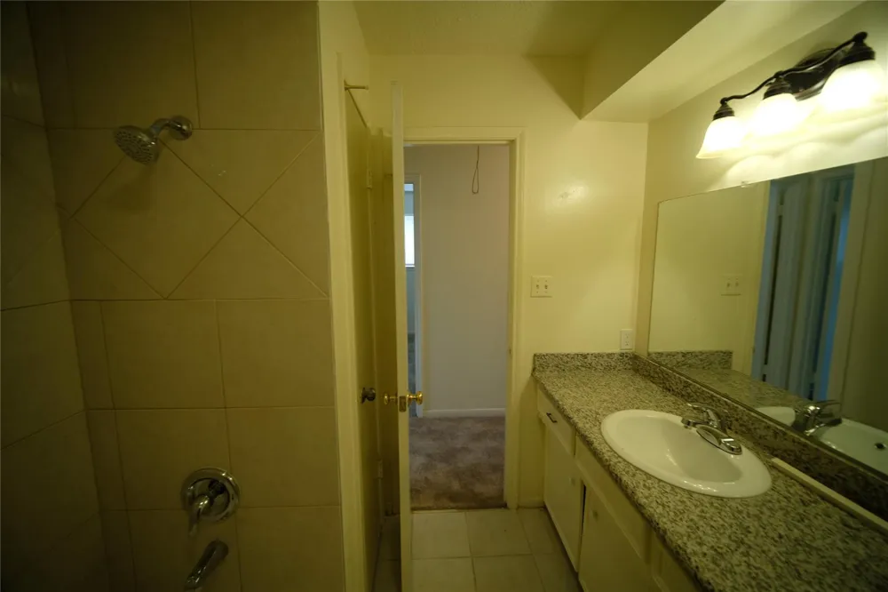 12618 Bexley Drive Houston, TX 77099