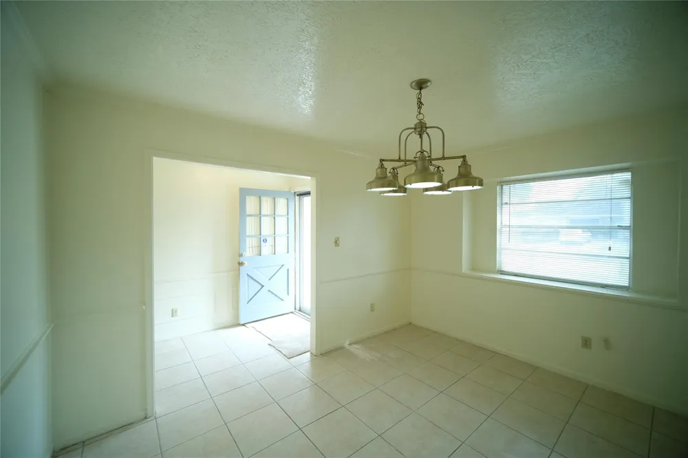 12618 Bexley Drive Houston, TX 77099