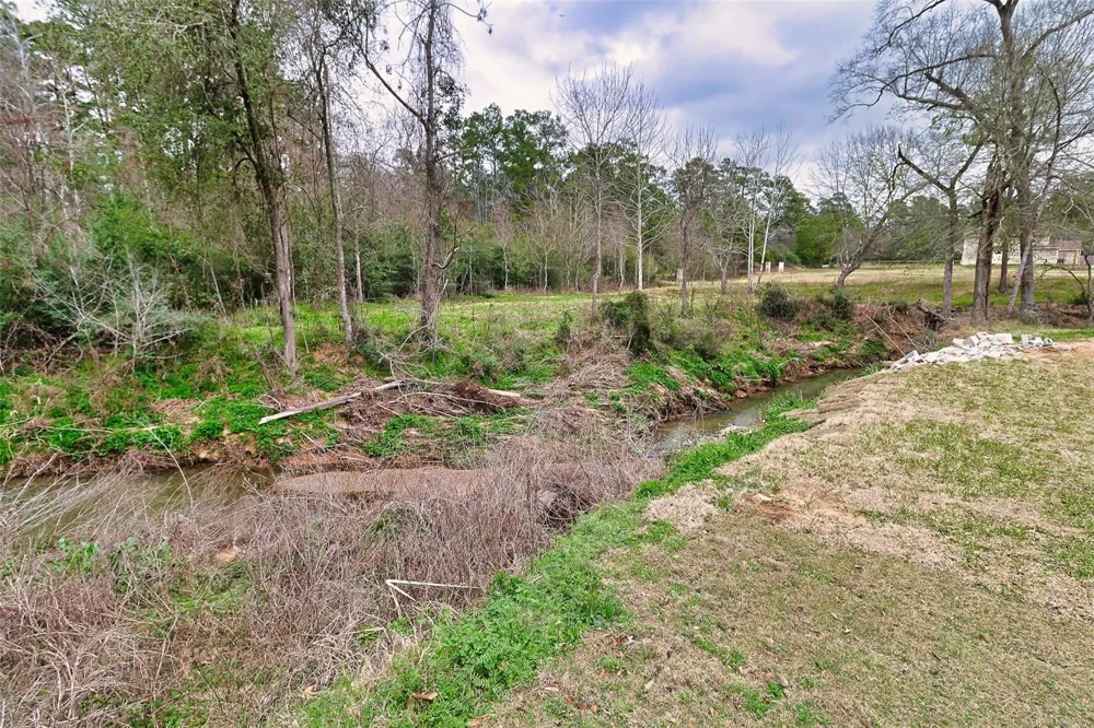 18903 Veterans Road Magnolia, TX 77355